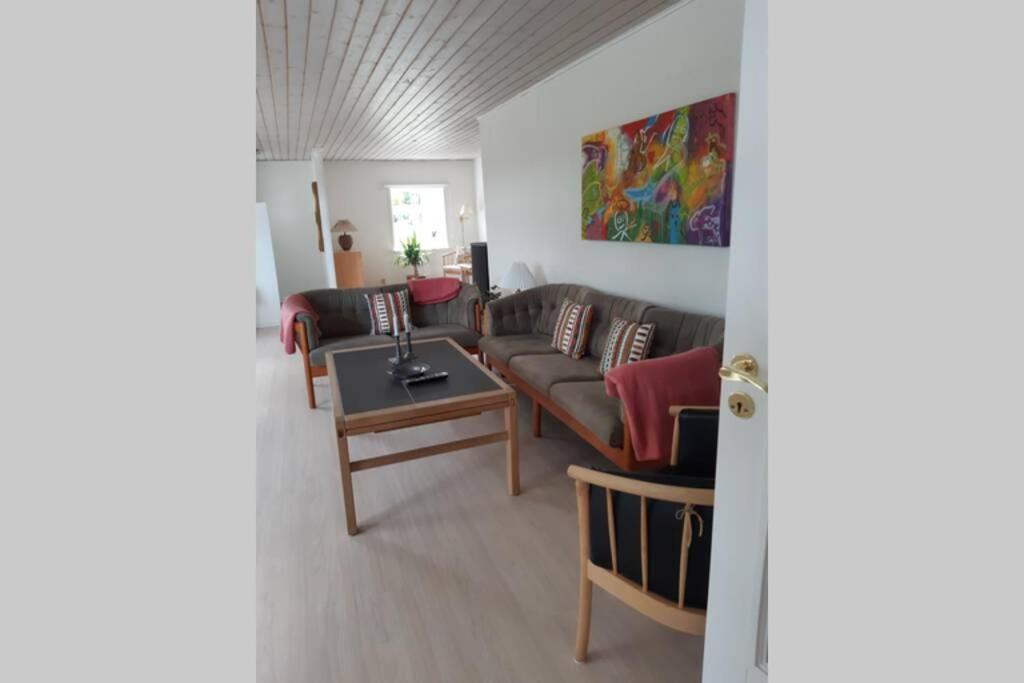 Skont Hus, Med 8 Sovepladser Sæby Exterior foto